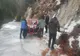 Trei olteni au rămas blocați pe un drum de gheață din Gorj