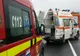 Accident în Gorj: O tânără a ajuns la spital, după ce a intrat cu maşina într-un pom
