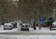 Accident în centrul Târgu Jiului din cauza zăpezii de pe șosea